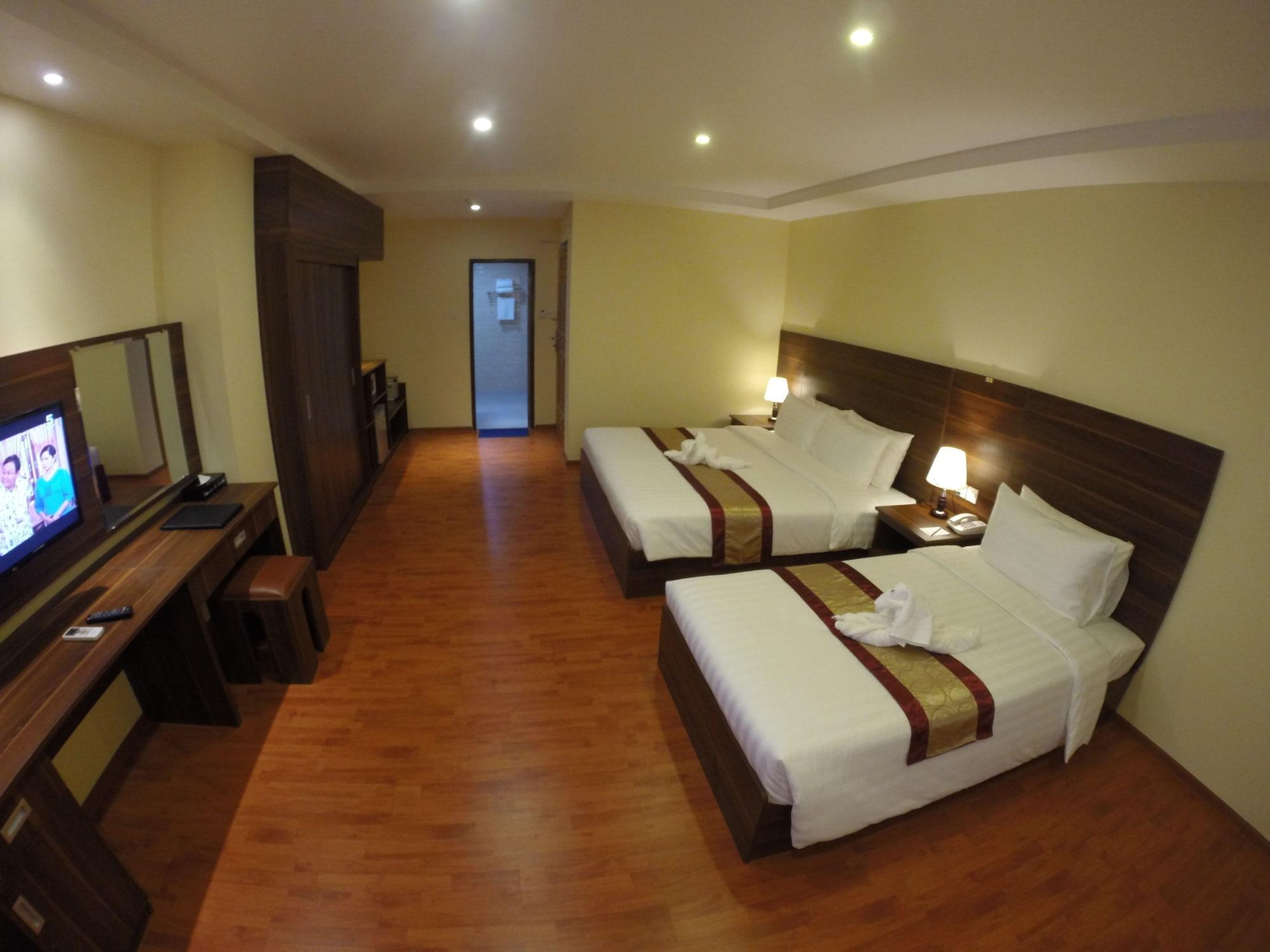 Silver Green Hotel Γιανγκόν Εξωτερικό φωτογραφία