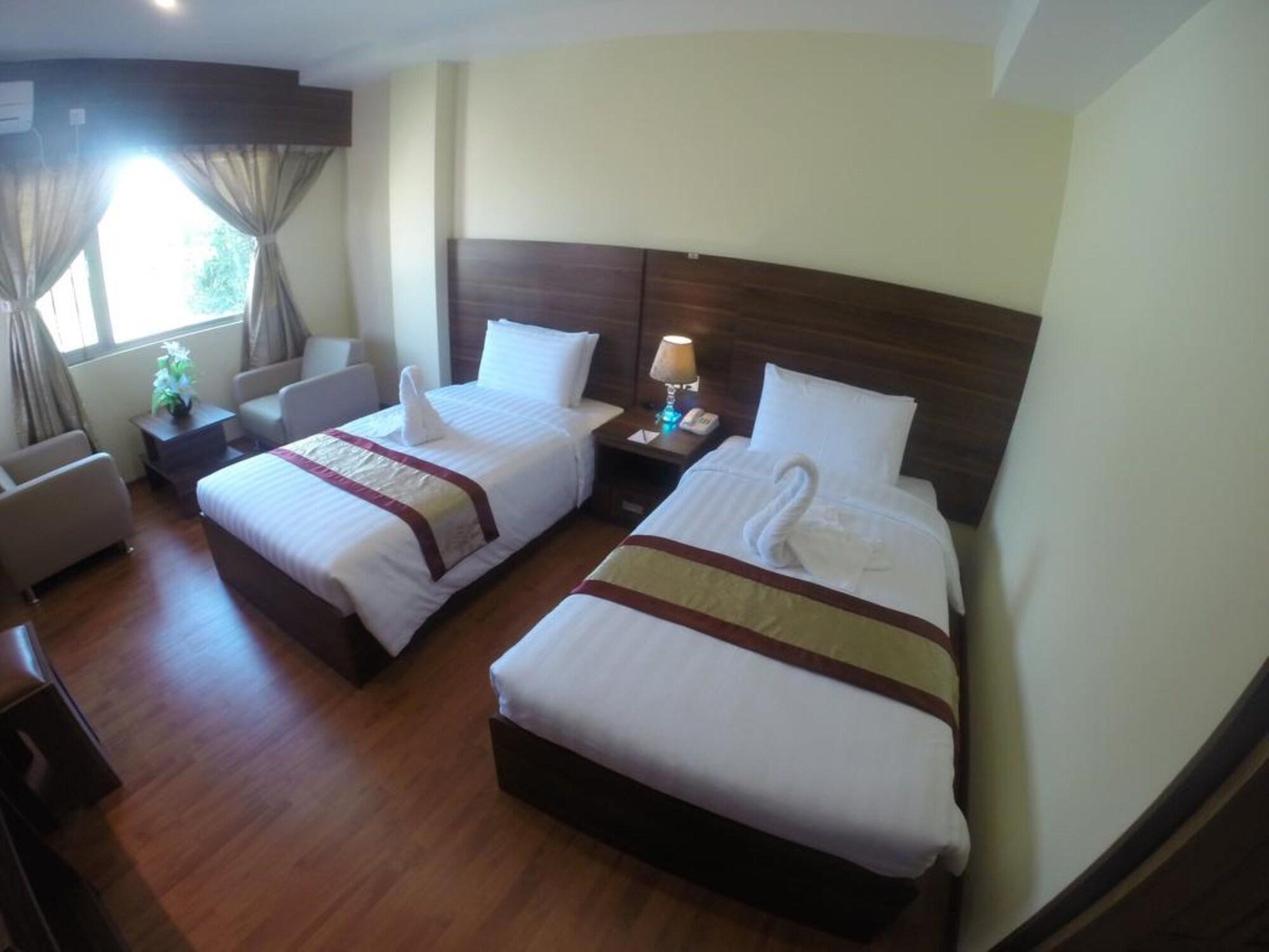 Silver Green Hotel Γιανγκόν Εξωτερικό φωτογραφία