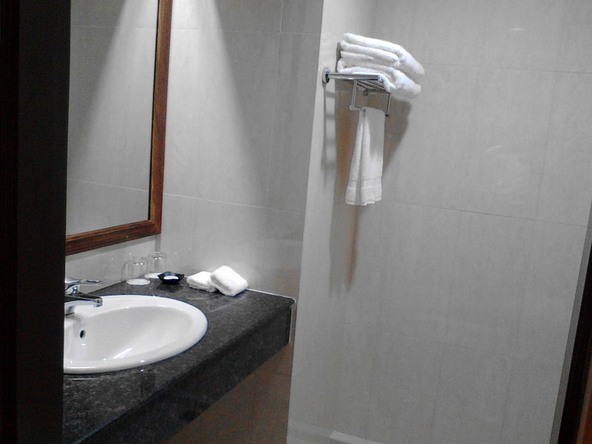Silver Green Hotel Γιανγκόν Εξωτερικό φωτογραφία