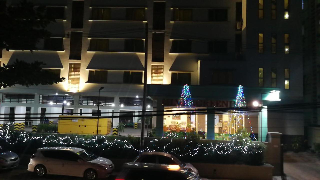Silver Green Hotel Γιανγκόν Εξωτερικό φωτογραφία